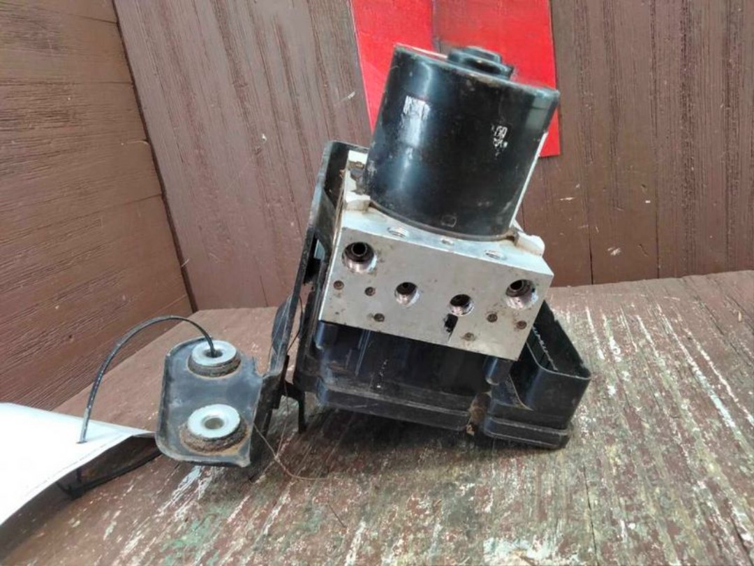 2011-2012 Ford Escape/Mercury Mariner ABS Module USED BL84-2C219-BA OEM