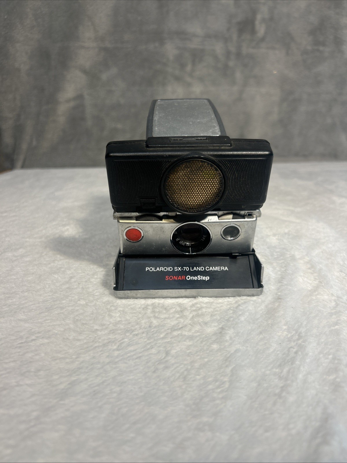 Vintage Polaroid SX-70 Land Camera Sonar One Step Instant Camera Black untested Vintage Polaroid SX-70 Land Camera Sonar One Step Instant Camera Black untested
