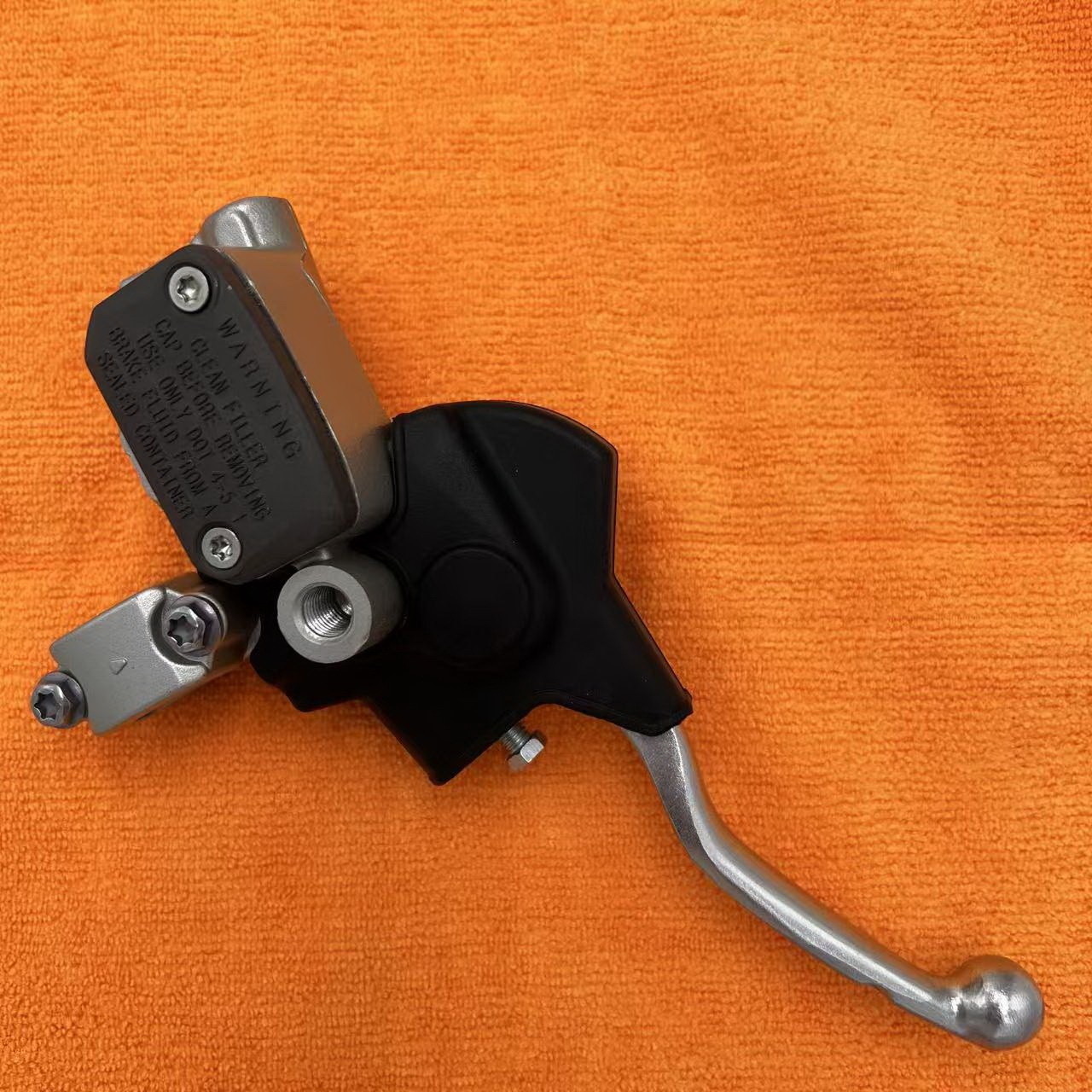 For KTM Front Brake Master Cylinder OEM Part NO.54813001200 , 77013001044