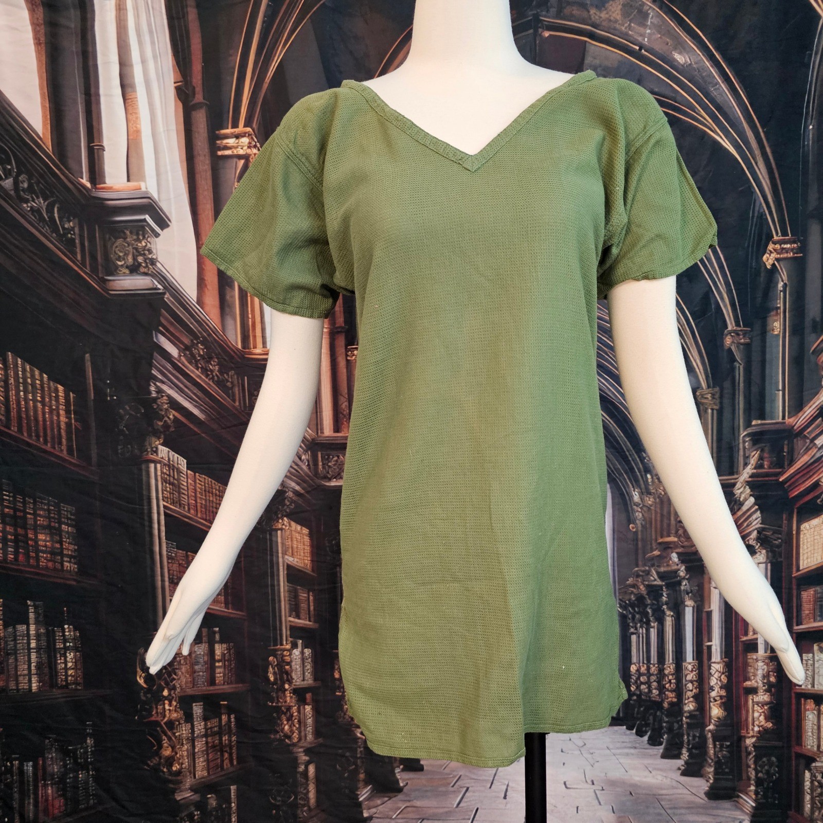 Vintage 1966 British Military Jungle Green Wool Undershirt V-Neck Size 6 England