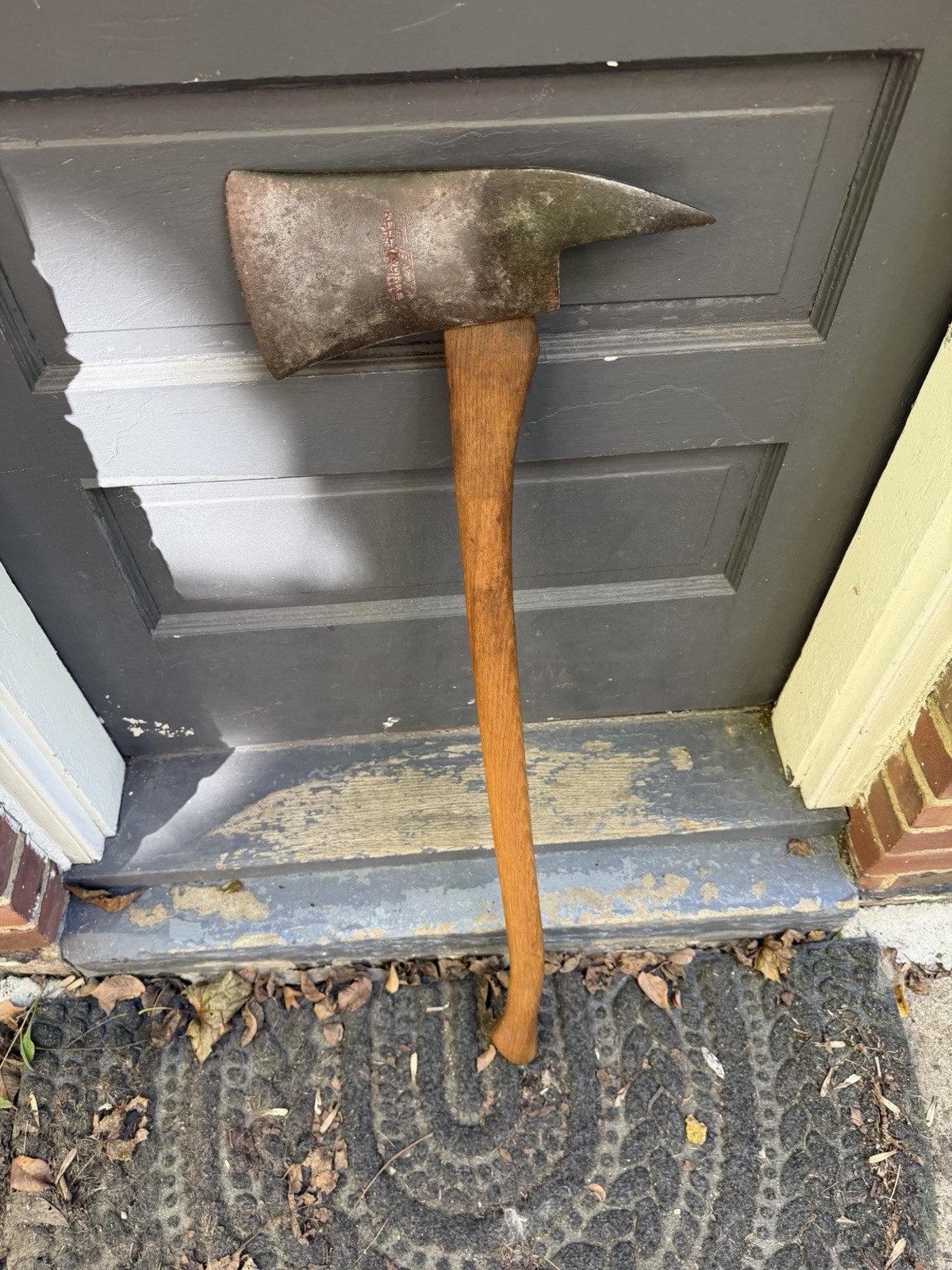 Vintage True Temper Woodslasher Fireman Pick Axe Kelly Works Heavy 7.5# Vintage True Temper Woodslasher Fireman Pick Axe Kelly Works Heavy 7.5#