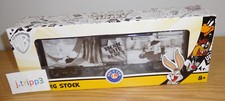 Lionel 2038160 WB Looney Tunes Picnic w Porky Pig Boxcar Train O Gauge USA Made picture
