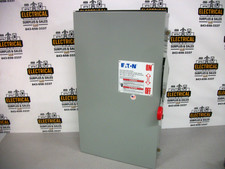 CUTLER-HAMMER DISCONNECT TYPE 3R DH364FRK 200AMP 600VOLT 3POLE FUSIBLE NOB picture