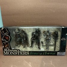 ZL McFarlane's Monsters Icons of Horror Figures 3 Pack 2006 NIB Dracula Mummy picture
