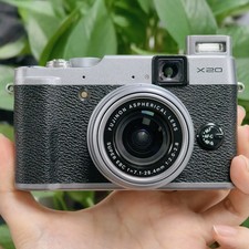 Fujifilm X20 12.0 MP Digital camera 4x Zoom 1080p HD Video Silver 95%New English picture
