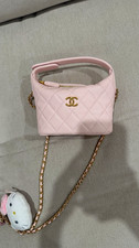 CHANEL Shiny Caviar Hobo Clutch With Chain Light Pink picture