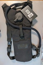 Camelbak Thermobak 2L 71000-S Hydration Pack 70oz Black New picture