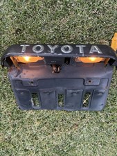 1989-91 Toyota 4Runner SR5 Swing Spare Tire Carrier License Plate Holder OEM picture