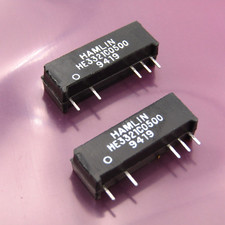 ( 2 PCS ) HAMLIN ( Littelfuse ) HE3321C0500 RELAY REED SPDT 250MA 5V  --  NOS picture