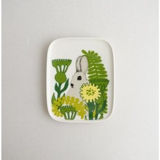 Marimekko PUPUT PIILOSILLA Square Plate Unused Discontinued (Ages 14+) picture