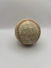 1973 NYYankees Multi-Signed Baseball Thurman Munson (Facsimile Reproduction) picture