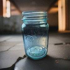 Vintage HTF Blue Ball Mason Jar Regular Mouth Underlined #4 Half Pint Antique  picture