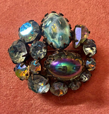 STUNNING SIGNED REGENCY VINTAGE STATEMENT BROOCH – CIRCA 1950s–1960s picture