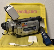 Sony Handycam DCR-TRV17 Mini DV Tapeless Powerplay W/Nightshot TESTED WORKING ✅ picture