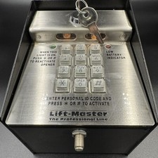 LIFTMASTER Commercial Access Control Keypad  Article 6LUU7  Model 466LM 02 Parts picture