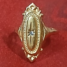 Avon 1976 Kensington Ring Victorian Revival Gold Tone Rhinestone Adjustable picture
