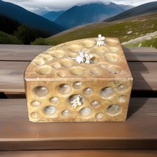Vintage Italian Alabaster Cheese Wedge MCM 6in 4 Mice Swiss Cheese Complete picture