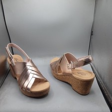 Clarks Giselle Glow Sandals Women's 8.5M Rose Gold A22 picture