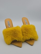 Cape Robbin faux fur slip on pointed toe heels women’s size 8 Yellow picture