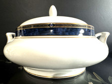 Vtg Royal Doulton Bone China Lidded Vegetable Serving Dish Stanwyck Collection picture