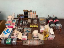 LOT OFOVER 100 NOS FUSES FUSETRON BUSSMANN GOULD SHAWMUTT BULLET ETC. S1 picture