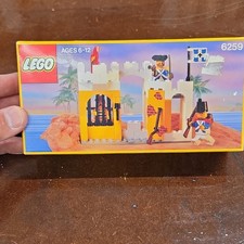 LEGO 6259 Broadside's Brig Pirates 64pc Boxed Vintage 1991 Ages 6-12 NIB sealed picture