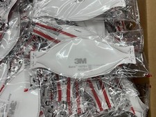New Case of 440 3M Aura N95 1870+ Respirator and Surgical Face Masks, picture