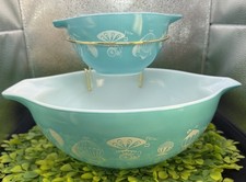 Set of 2-  Vtg Pyrex Hot Air Balloon Cinderella Chip & Dip Bowls + Bracket picture