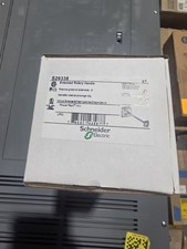 S29338 SQUARE D ROTORARY HANDLE NEW IN SEALED BOXES (90 AVAILABLE)  picture