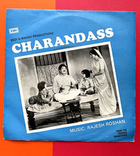 CHARANDAS 1977  45 rpm  Bollywood Social  Family Film 2 songs 7EPE 7454 picture