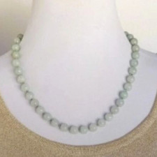 Vintage 14kt Yellow Gold 9mm Celadon Green Jade Bead Strand Necklace 20