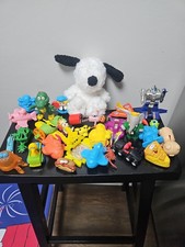 HUGE LOT VINTAGE 80'S 90'S  Toys  picture