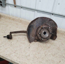 1995-2002 Toyota Tacoma 2000-2002 Tundra 4x4 Front Left Spindle Knuckle Non-ABS picture