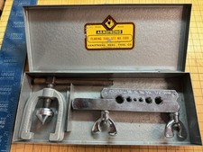 Vintage Armstrong Bros Flaring Tool Set No 7080 Complete W/ Metal Case USA picture