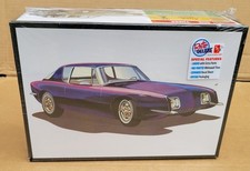 AMT 1963 Studebaker Avanti 3'n1 Customizing Kit Factory Sealed Box 1:25 Kit 1312 picture