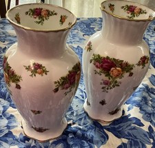 Vtg Royal Albert Bone China Old Country Roses Montrose Vase 1962 7.25
