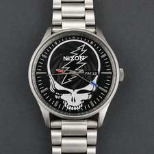 Nixon x Grateful Dead Sentry Watch A1339-180-00 Stainless Steel Skull RARE WORKS picture