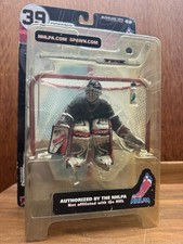 2000 McFarlane NHLPA Series 2 Dominik Hasek Action Figure picture