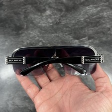 Rocawear black & silver sunglasses OSFM Brand new colors = silver black picture