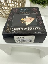 Disney Alice in Wonderland 50th Queen of Hearts Pin LE 5000 Boxed Vintage 2001 picture