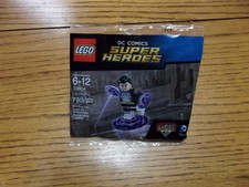 New 2016 RETIRED Lego DC Comics 30604 Cosmic Boy Minifigure Polybag Set picture