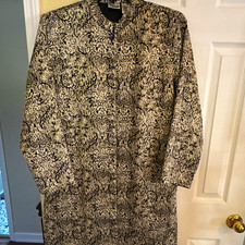 Chico's Black & White Geometric Tunic Long Sleeve Button Woven 2 picture