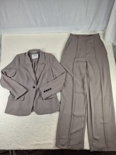SPANX Carefree Crepe Suit Womens M Taupe Smoke Blazer Pleated Trousers $386 MSRP picture