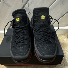 Jordan Air Jordan 32 Low Last Shot Black/Gym Red Tour Yellow AA1256-003 picture