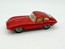 1962 ORIGINAL VINTAGE MATCHBOX LESNEY NO. 32 RED JAGUAR E TYPE 1960S CAR picture