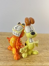 Vintage Westland Chef Garfield and Odie Magnetic Salt and Pepper Shaker Set New picture