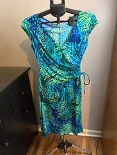 Evan-Picone Dress Size 4 Blue Green Abstract Faux Wrap Side Tie Dress picture