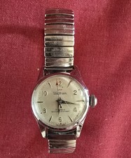 Vintage 1960s Waltham 17 Jewel Mechanical Wristwatch *working* picture