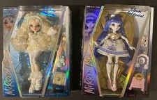 SET New In Hand Mirror Mi SUKI GOLDPETAL & SHAI MEADOWS MGA Exclusive Dolls picture