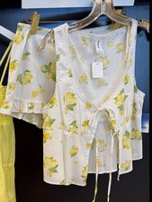 Abound NWT Lemon Print Tie Front Top & Shorts Set Size Small picture